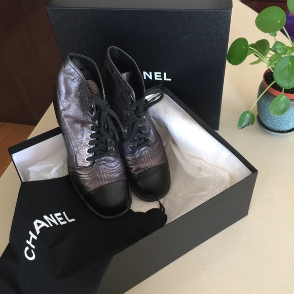 CHANEL Metallic Cap Toe Boots, Size 10 - Picture 1 of 12